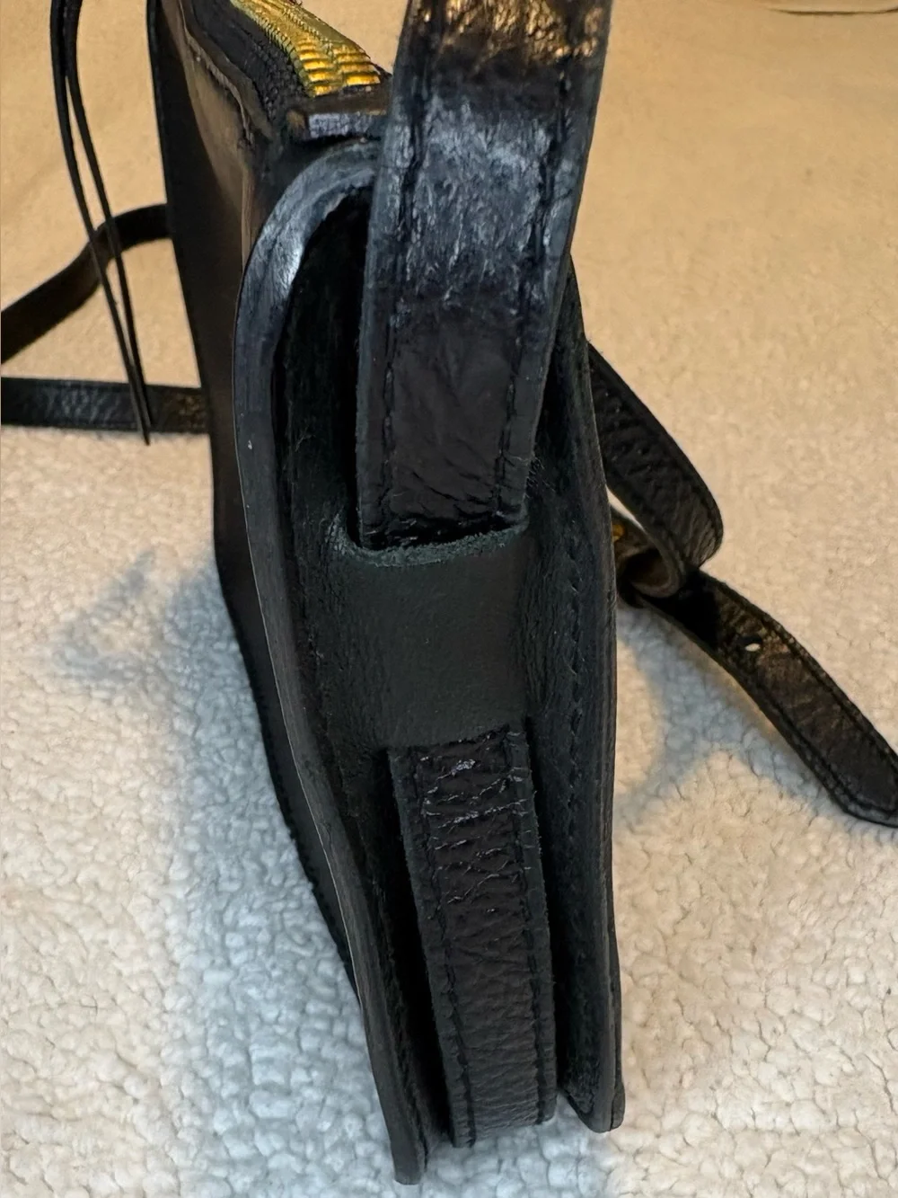 Madewell Black Leather Crossbody Bag Adjustable Strap Zip Top Purse